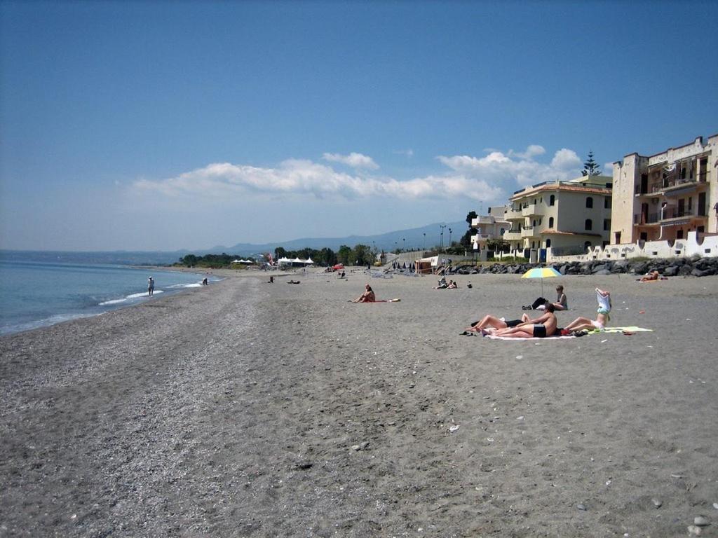 Savoca Apartment Giardini-Naxos Extérieur photo